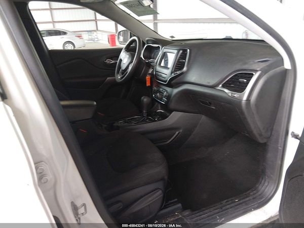 2019 JEEP CHEROKEE LATITUDE FWD