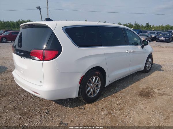 2023 CHRYSLER VOYAGER LX