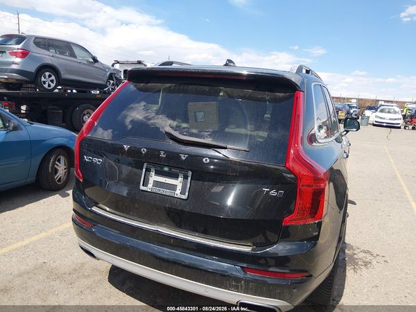 2016 VOLVO XC90 T6 MOMENTUM