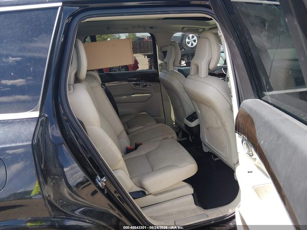 2016 VOLVO XC90 T6 MOMENTUM