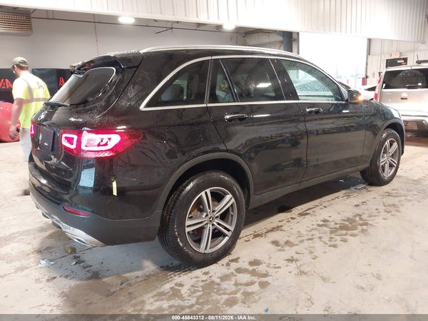 2022 MERCEDES-BENZ GLC 300 4MATIC SUV