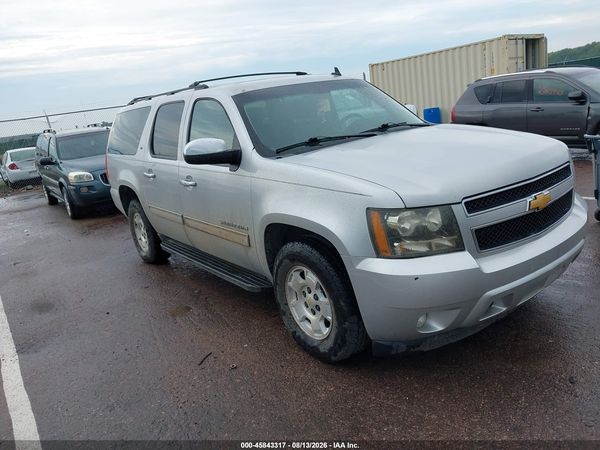 2013 CHEVROLET SUBURBAN LT — I1
