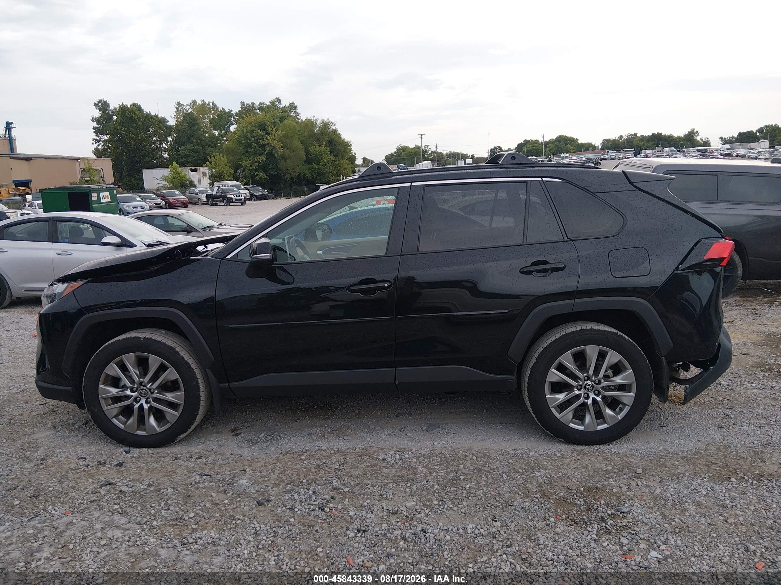 2023 TOYOTA RAV4 XLE PREMIUM