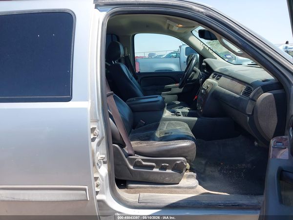 2012 CHEVROLET TAHOE LT — I5