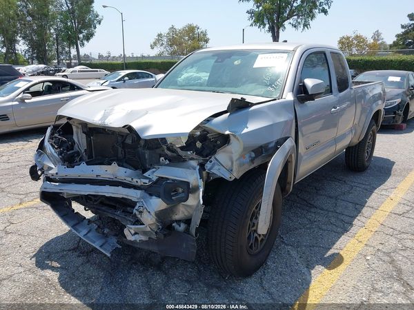2018 TOYOTA TACOMA SR5 V6