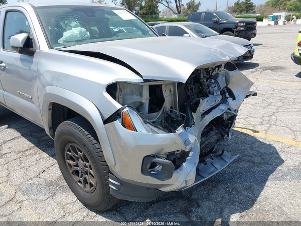 2018 TOYOTA TACOMA SR5 V6