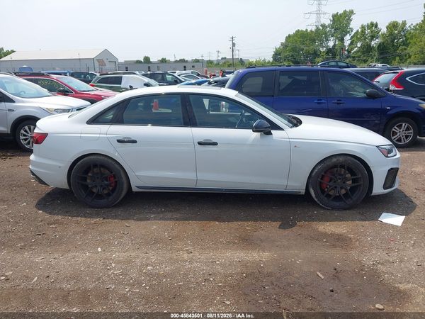 2022 AUDI A4