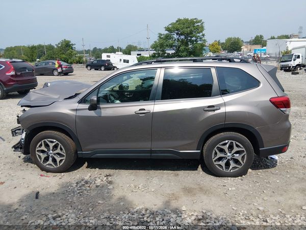 2022 SUBARU FORESTER PREMIUM — I117