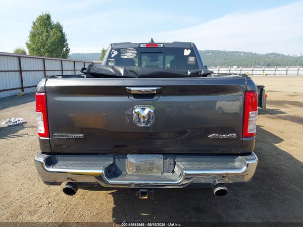 2020 RAM 1500 BIG HORN  4X4 6'4 BOX