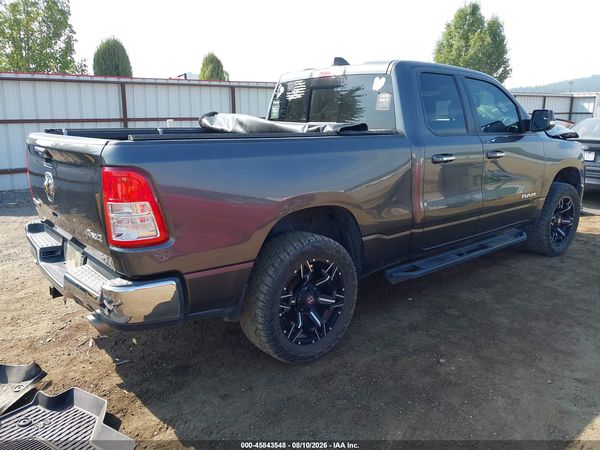 2020 RAM 1500 BIG HORN  4X4 6'4 BOX