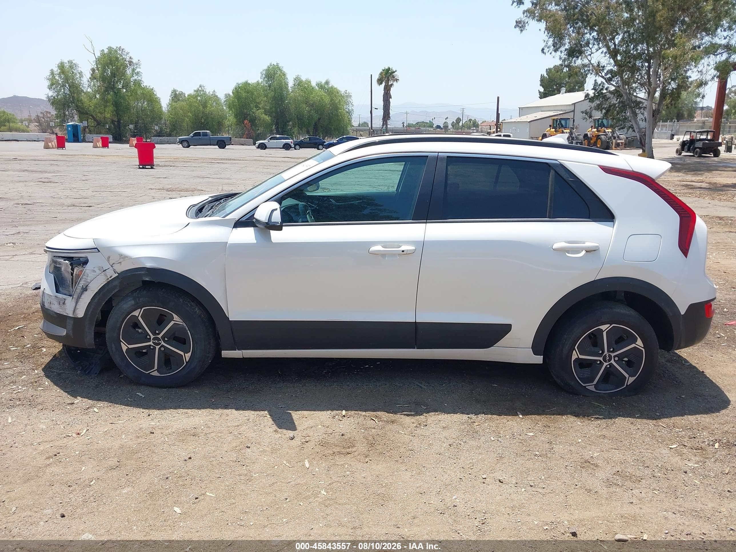 2025 KIA NIRO EX