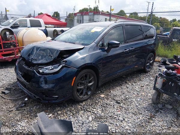 2022 CHRYSLER PACIFICA TOURING L