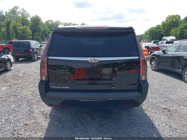2016 CADILLAC ESCALADE ESV LUXURY COLLECTION