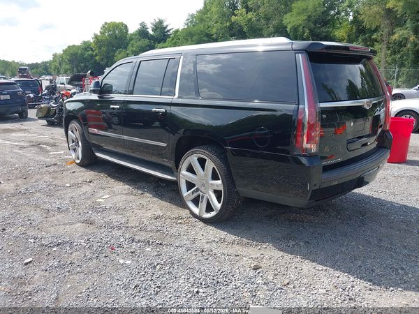 2016 CADILLAC ESCALADE ESV LUXURY COLLECTION