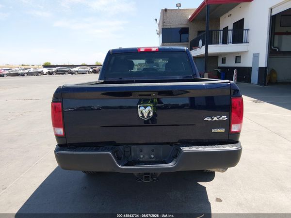 2017 RAM 1500 ST CREW CAB 4X4