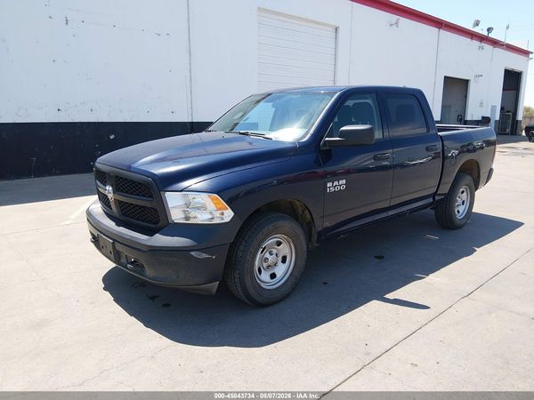 2017 RAM 1500 ST CREW CAB 4X4
