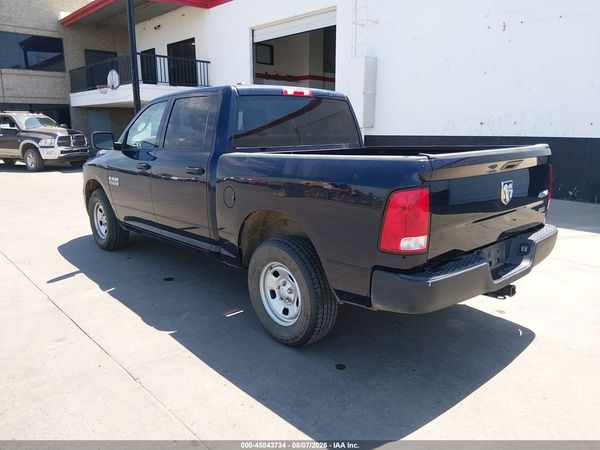 2017 RAM 1500 ST CREW CAB 4X4