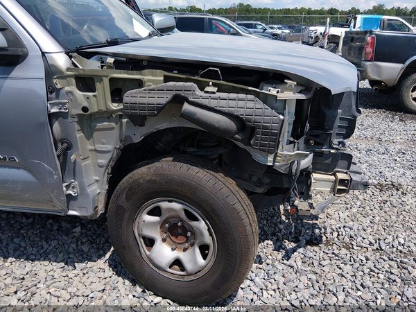 2018 TOYOTA TACOMA SR