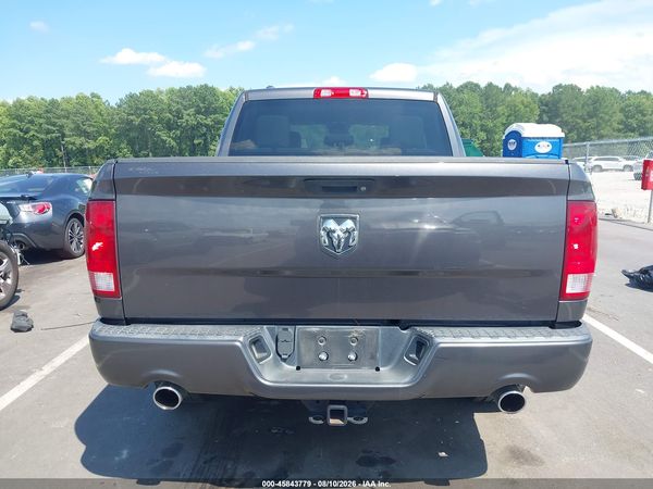 2017 RAM 1500 EXPRESS  4X2 5'7 BOX