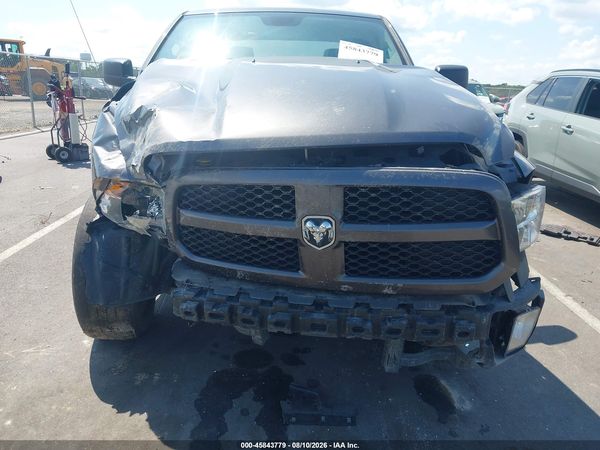 2017 RAM 1500 EXPRESS  4X2 5'7 BOX