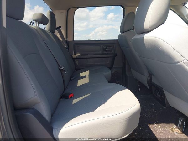 2017 RAM 1500 EXPRESS  4X2 5'7 BOX