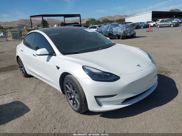 2021 TESLA MODEL 3