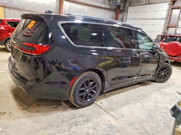 2022 CHRYSLER PACIFICA