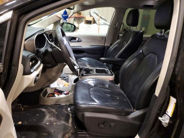 2022 CHRYSLER PACIFICA