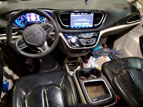 2022 CHRYSLER PACIFICA
