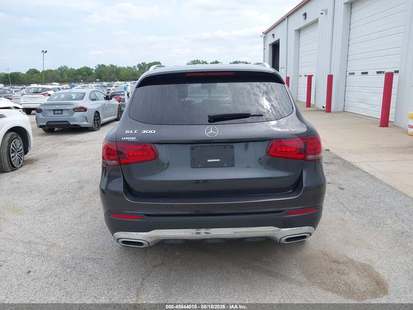 2022 MERCEDES-BENZ GLC 300 4MATIC SUV