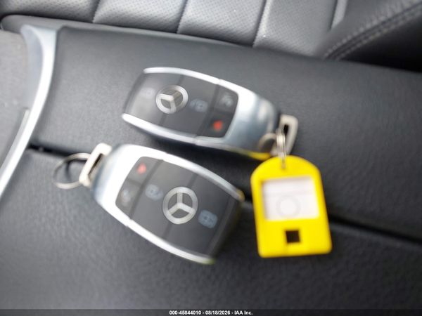 2022 MERCEDES-BENZ GLC 300 4MATIC SUV