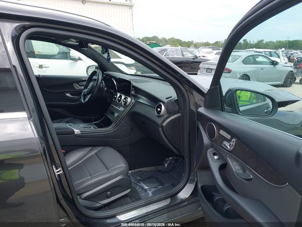 2022 MERCEDES-BENZ GLC 300 4MATIC SUV