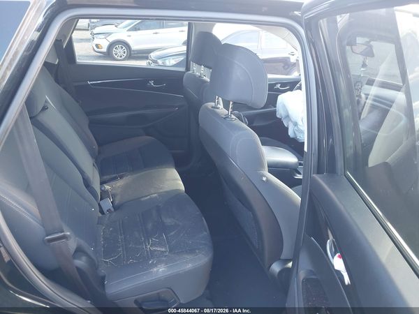 2017 KIA SORENTO 2.4L LX