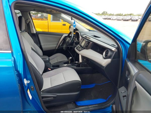 2016 TOYOTA RAV4 XLE