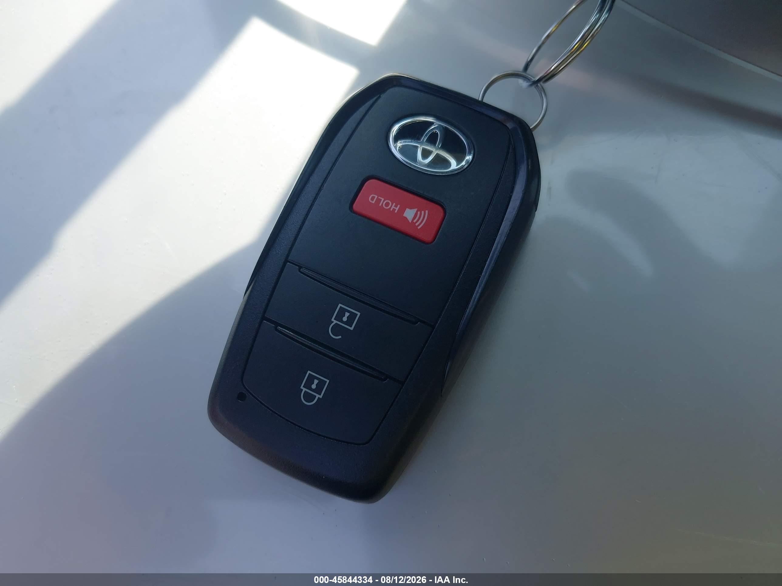 2026 TOYOTA RAV4 LE