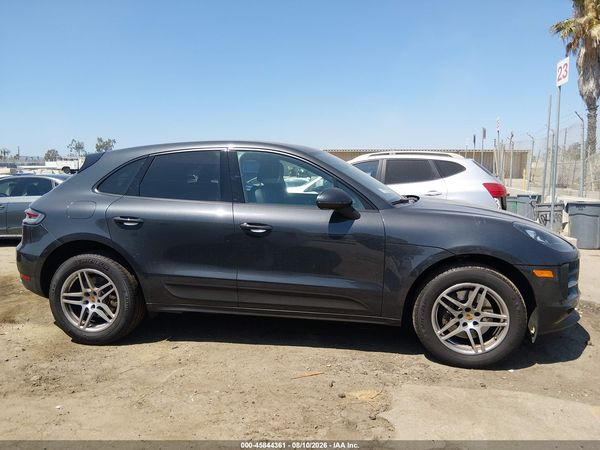 2020 PORSCHE MACAN