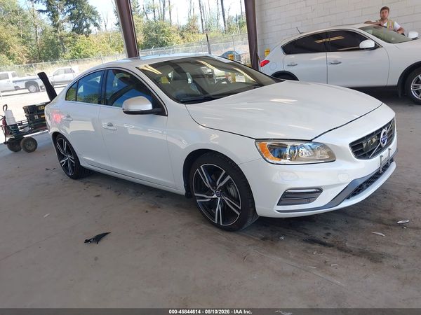2017 VOLVO S60 T6 R-DESIGN PLATINUM