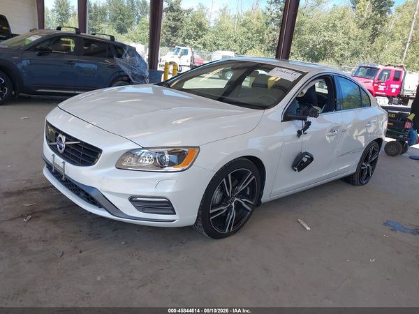 2017 VOLVO S60 T6 R-DESIGN PLATINUM