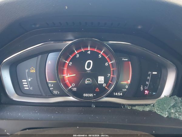 2017 VOLVO S60 T6 R-DESIGN PLATINUM