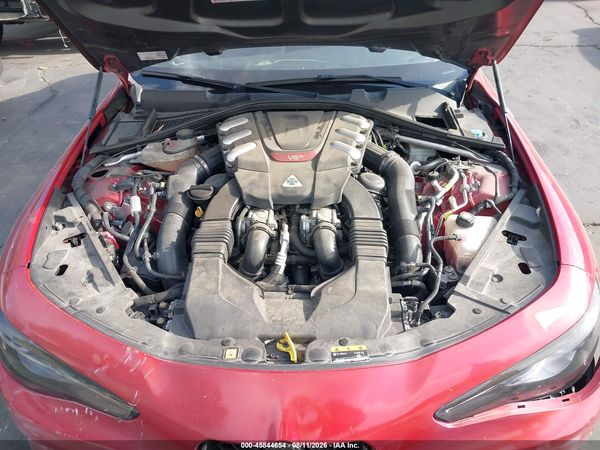 2017 ALFA ROMEO GIULIA QUADRIFOGLIO