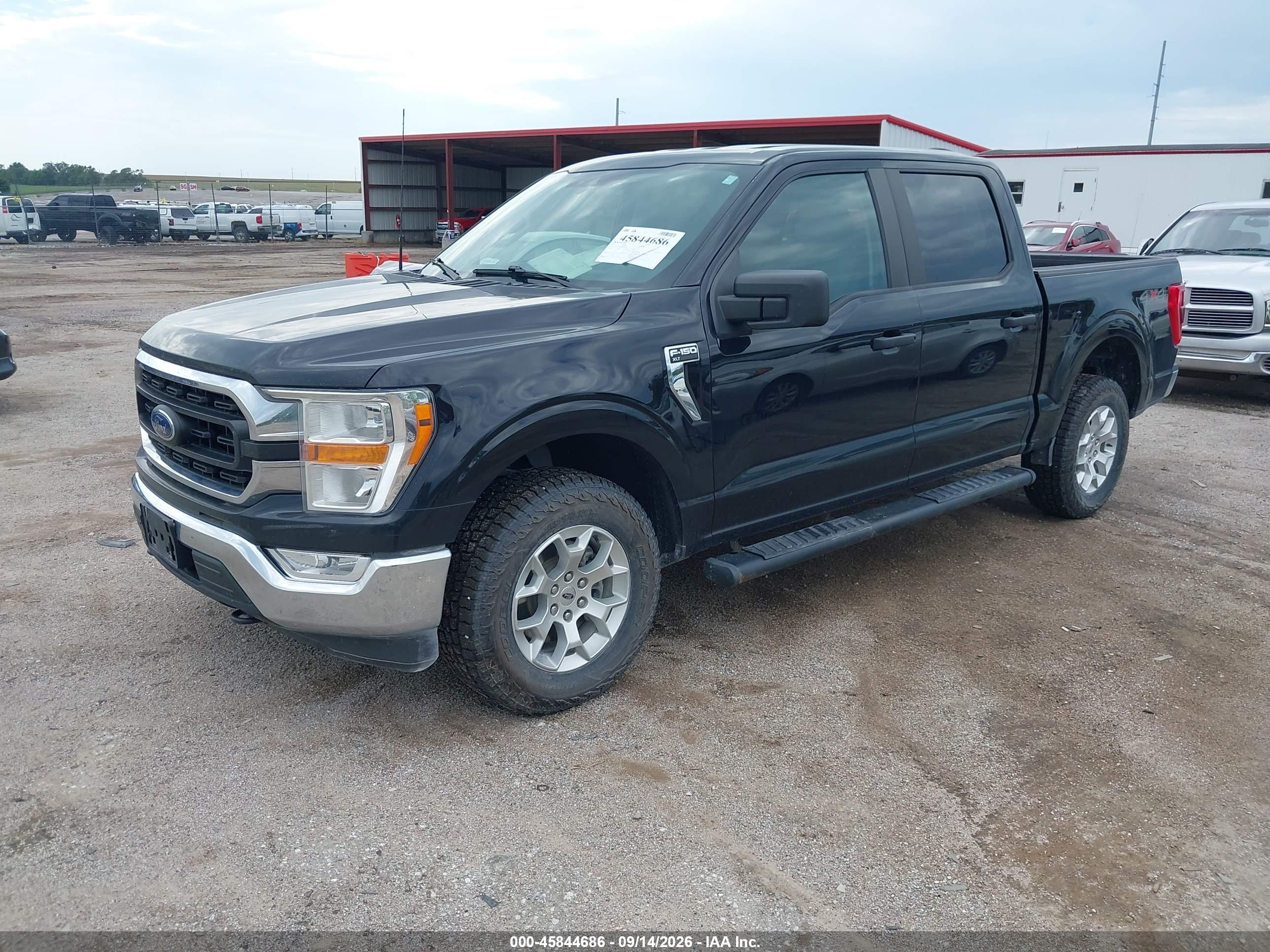 2021 FORD F-150 XLT — I2