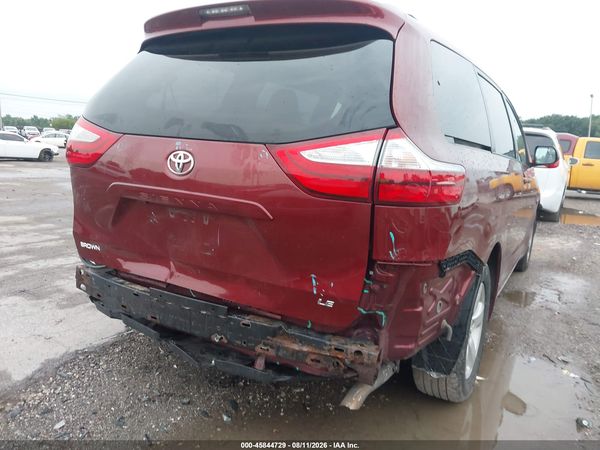 2015 TOYOTA SIENNA LE 8 PASSENGER