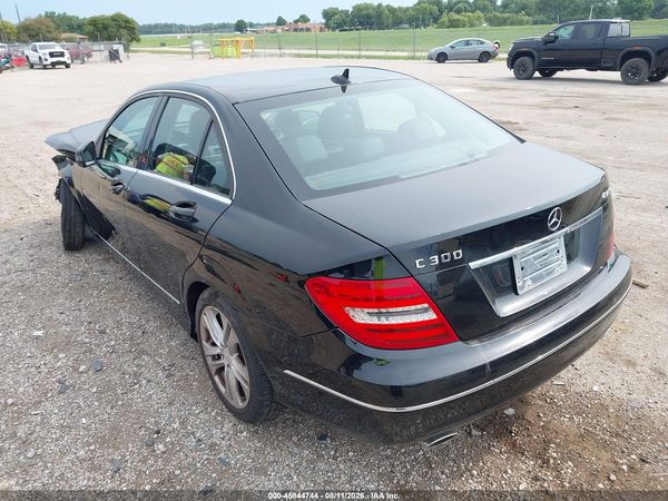 2014 MERCEDES-BENZ C 300 LUXURY 4MATIC