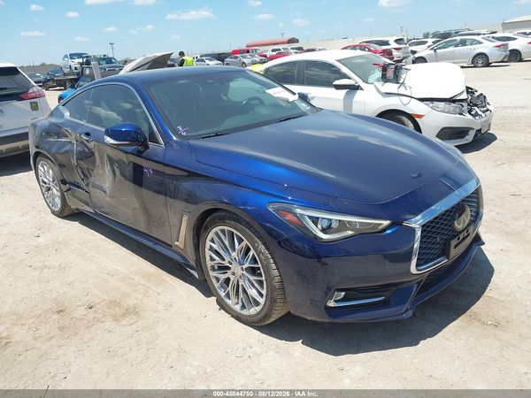 2022 INFINITI Q60 LUXE