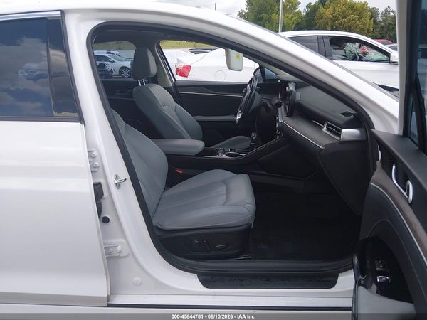 2022 KIA K5 EX