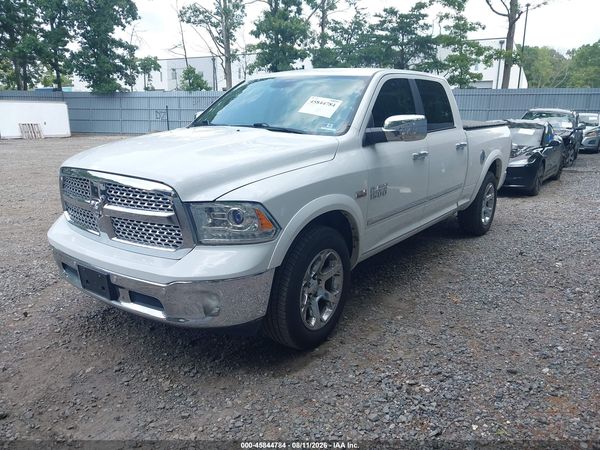 2017 RAM 1500 LARAMIE  4X4 6'4 BOX