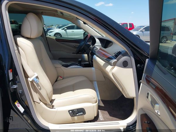 2017 LEXUS LS 460 L