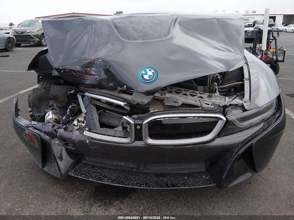 2016 BMW I8