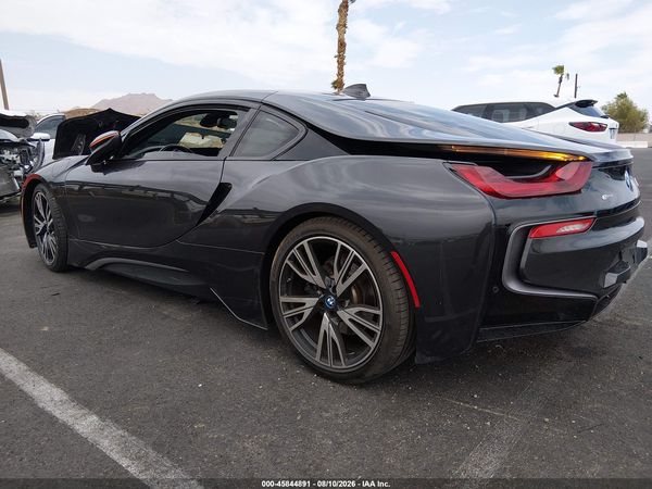 2016 BMW I8