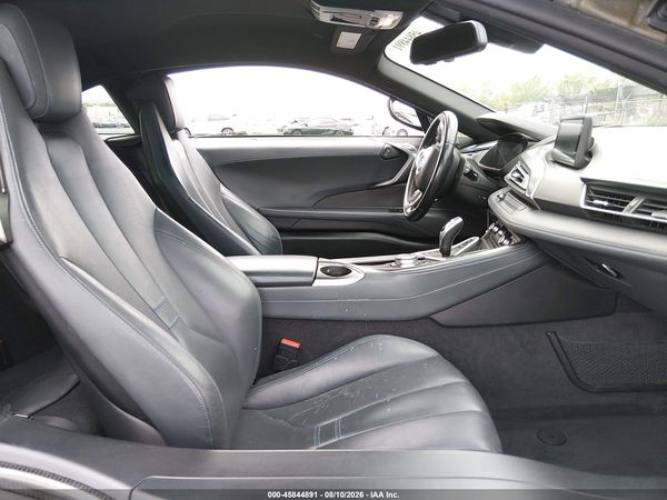 2016 BMW I8